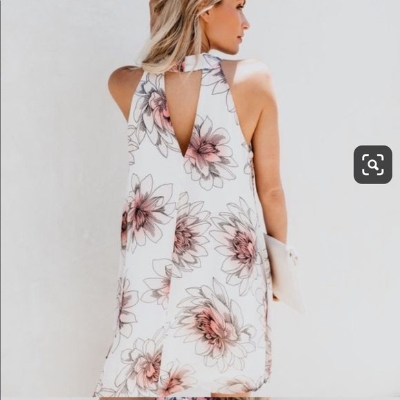 VICI Stencil Floral Dress - Ivory - Picture 2 of 7